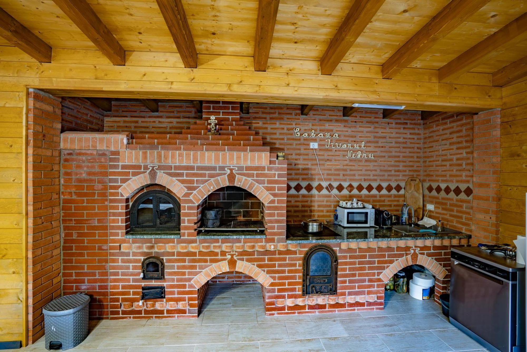 Bed and Breakfast Casa Izvorul Negru Moisei Esterno foto